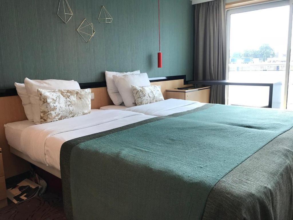 Select Ms Serenade 1 - Hotel