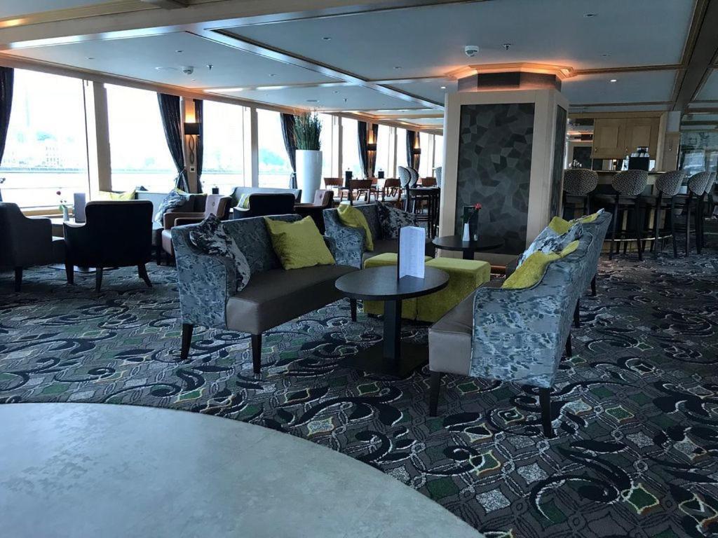 Select Ms Serenade 1 - 5* Düsseldorf