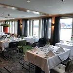 Select Ms Serenade 1 - Hotel Düsseldorf