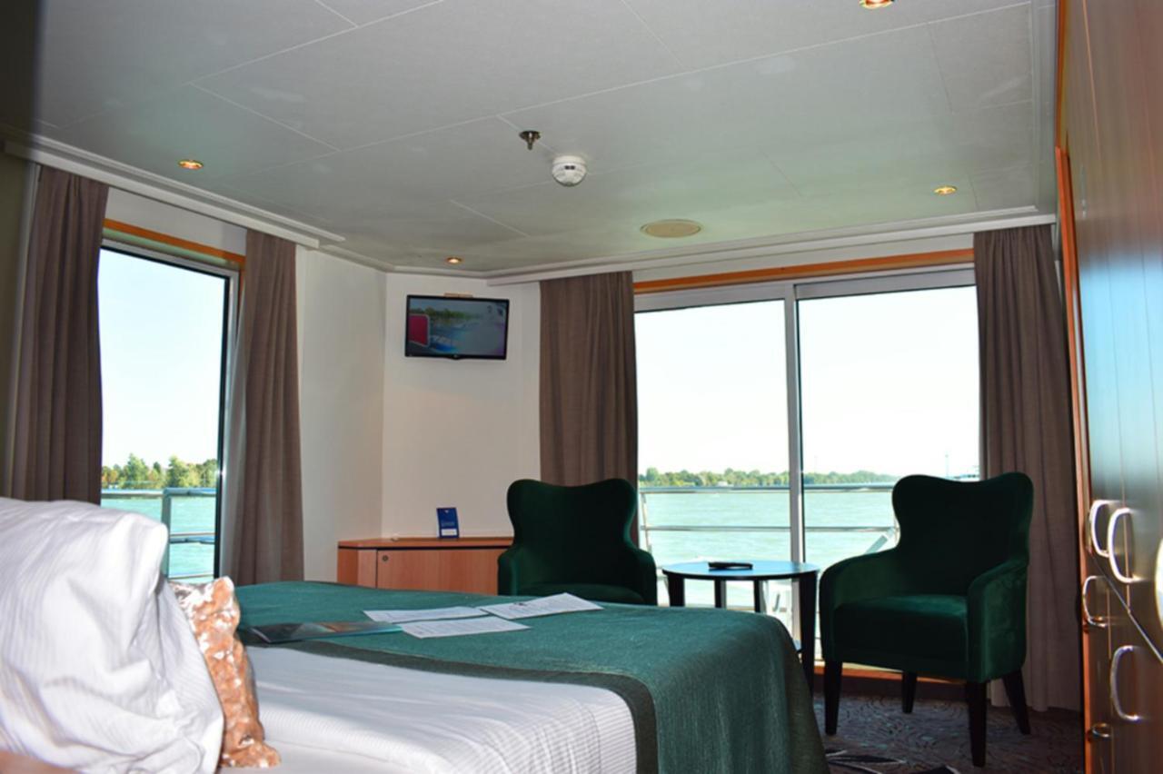 Select Ms Serenade 1 -